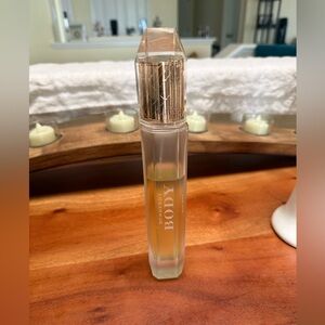 Burberry Body Fragrance - Elegant Gold